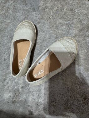 The Children's Place Cream Glitter Slip-On Flats